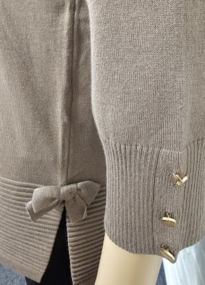 Anonymous Bow Detail 3/4 Length Sleeve Jumper