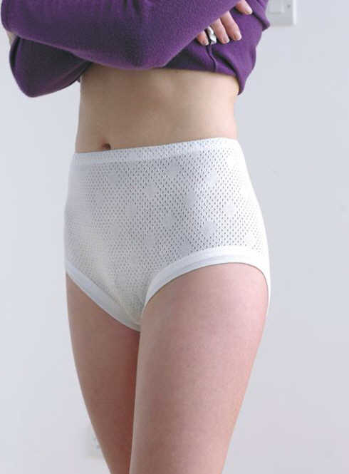3 Pairs Womens Pure Cotton Interlock Cuff Leg Briefs OS White at   Women's Clothing store